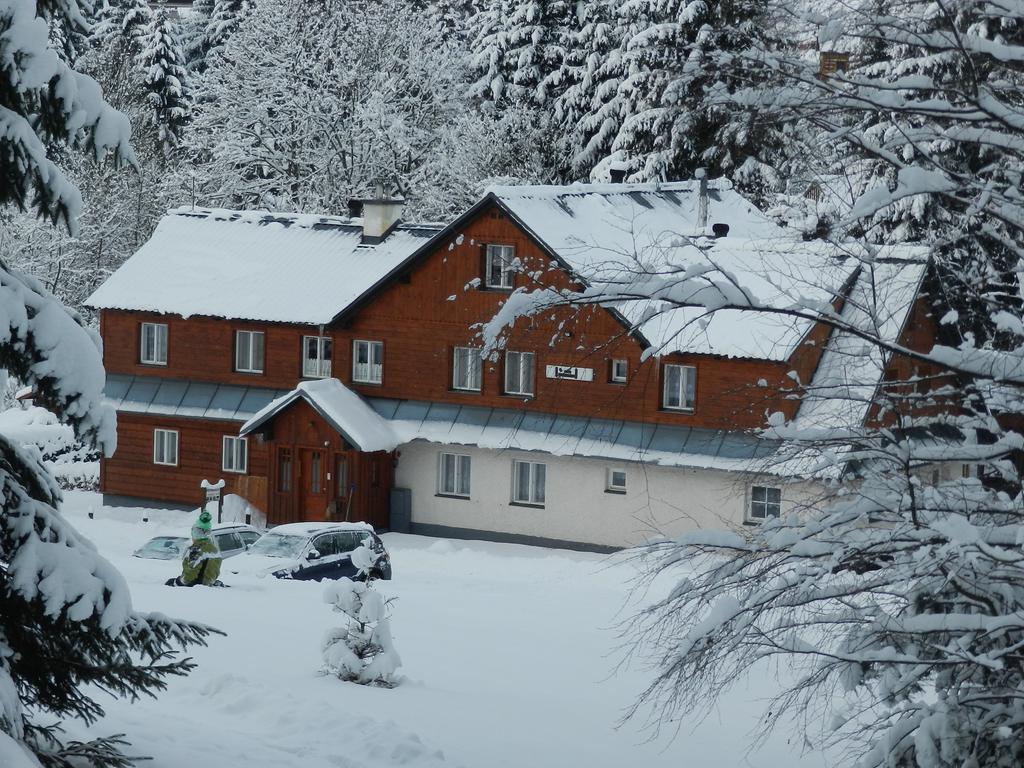 Hotel Chalupa U Beranu Harrachov Exterior foto
