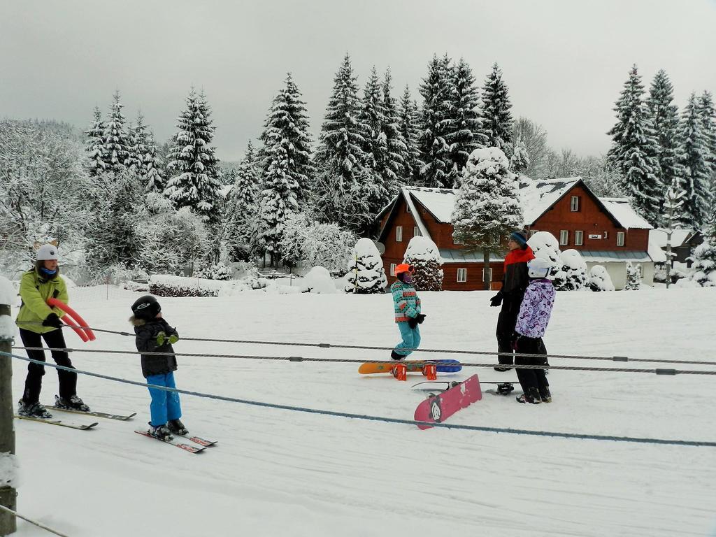 Hotel Chalupa U Beranu Harrachov Exterior foto