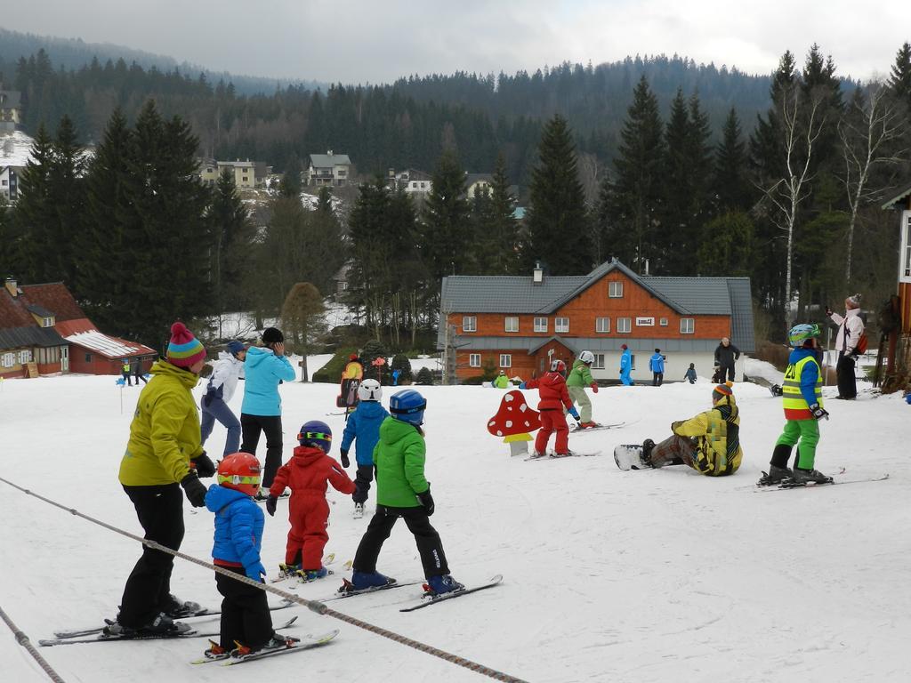 Hotel Chalupa U Beranu Harrachov Exterior foto